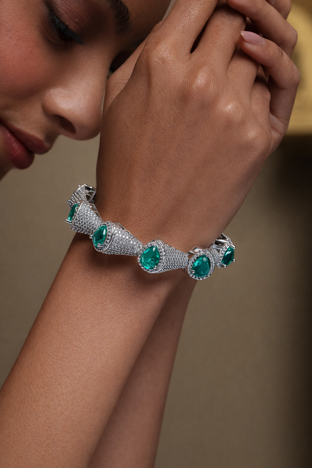 Veyra Bracelet