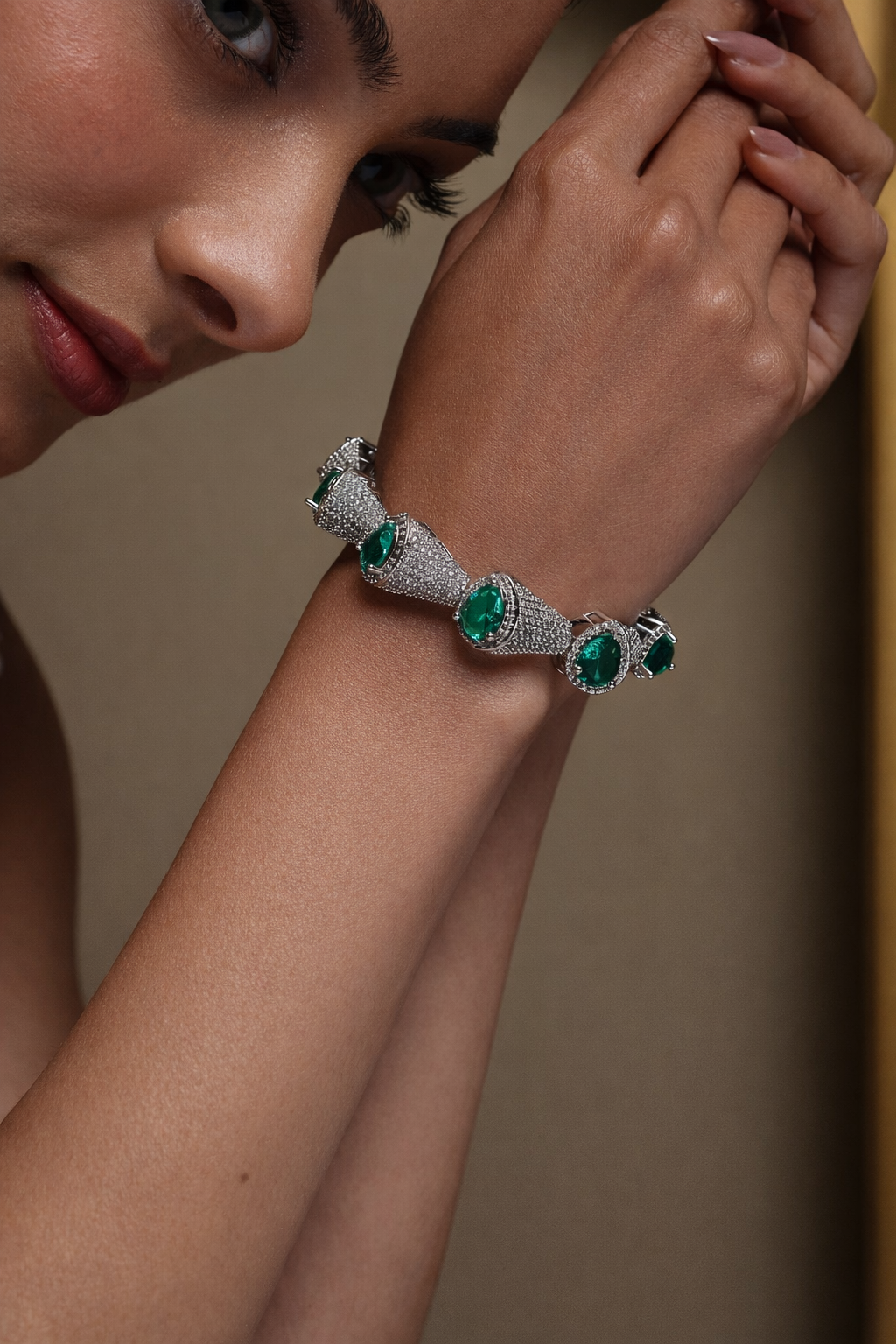 Veyra Bracelet