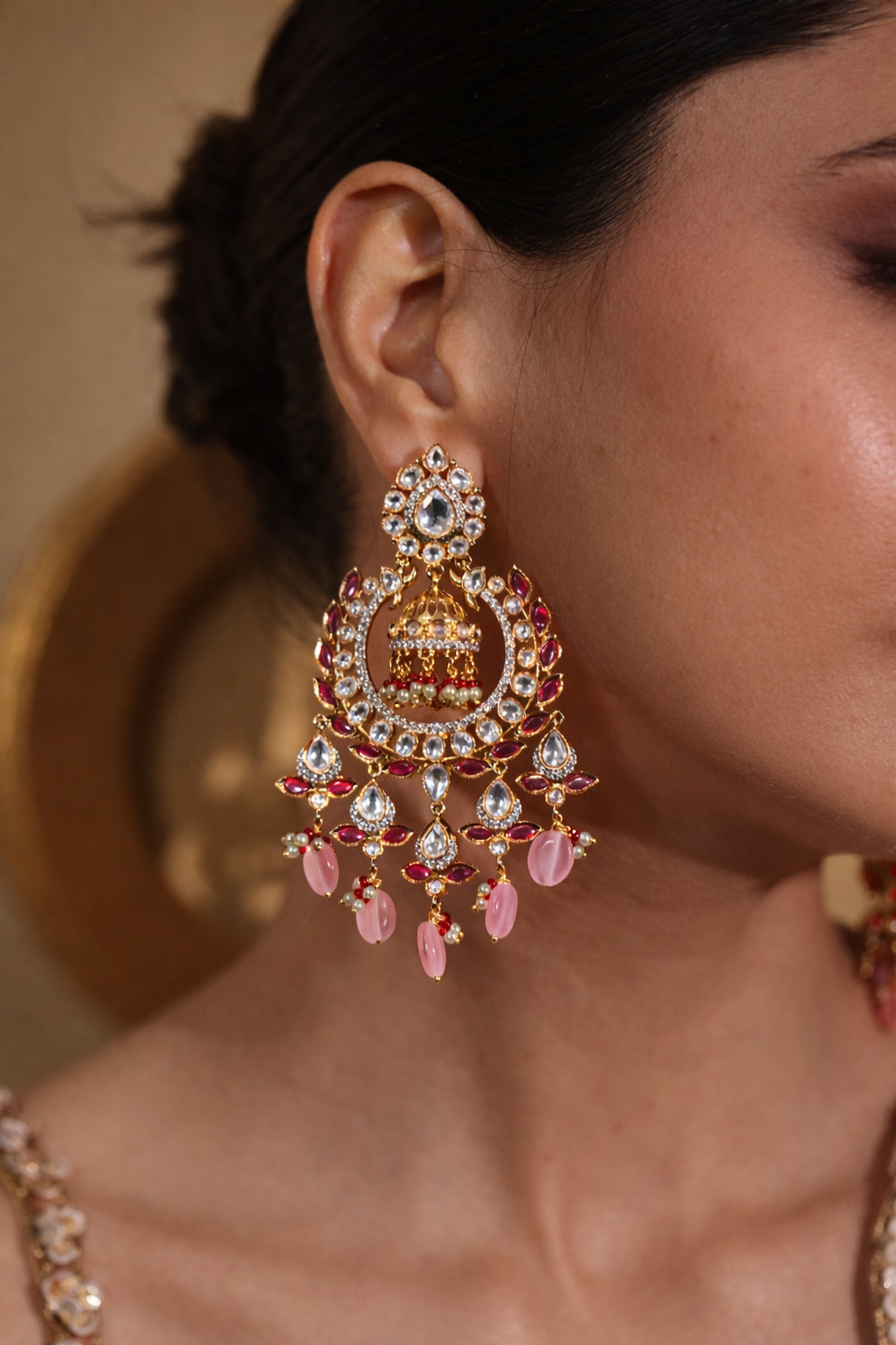 Gulabi Noor