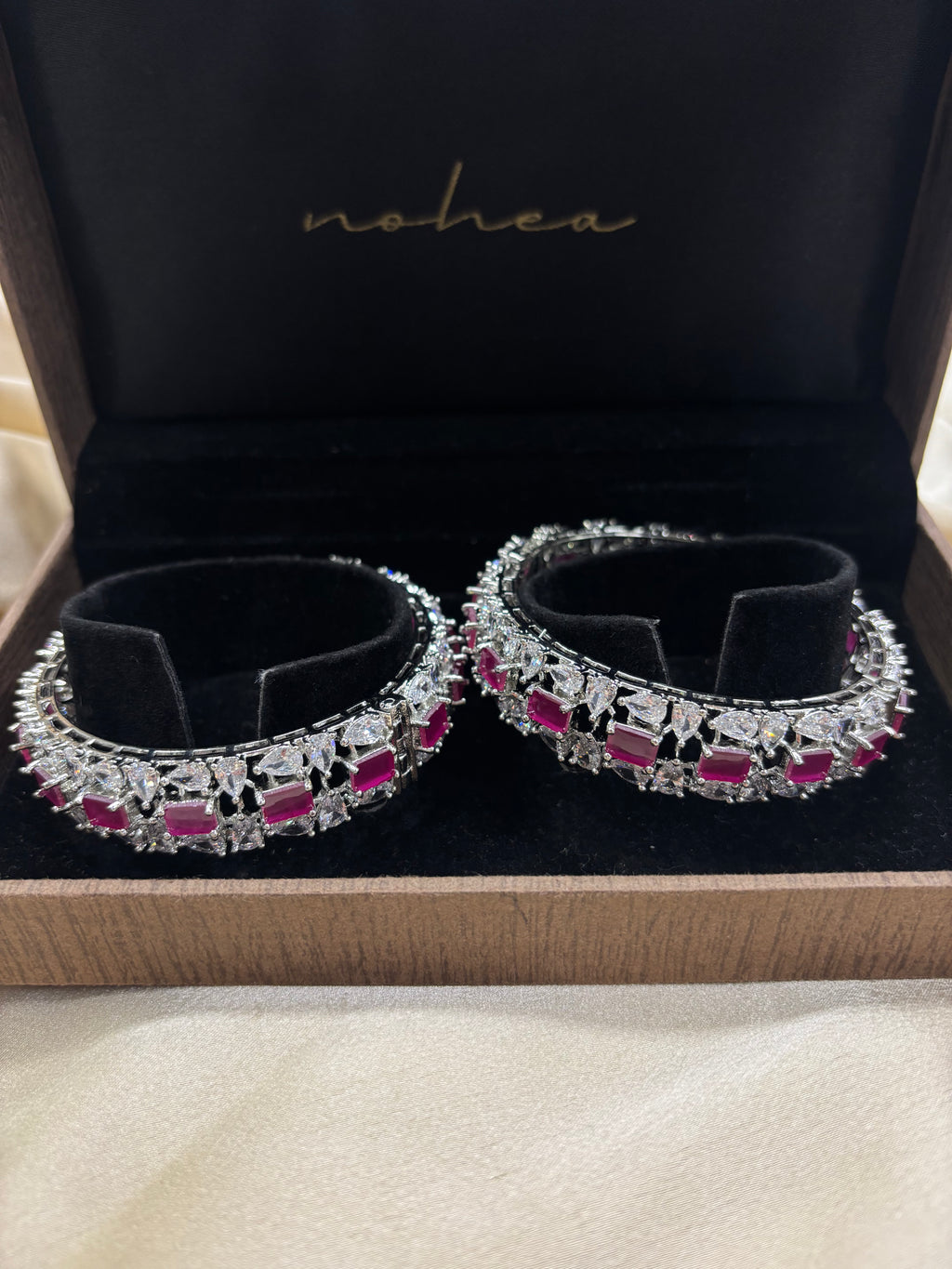 Ruhani Charm Bangle