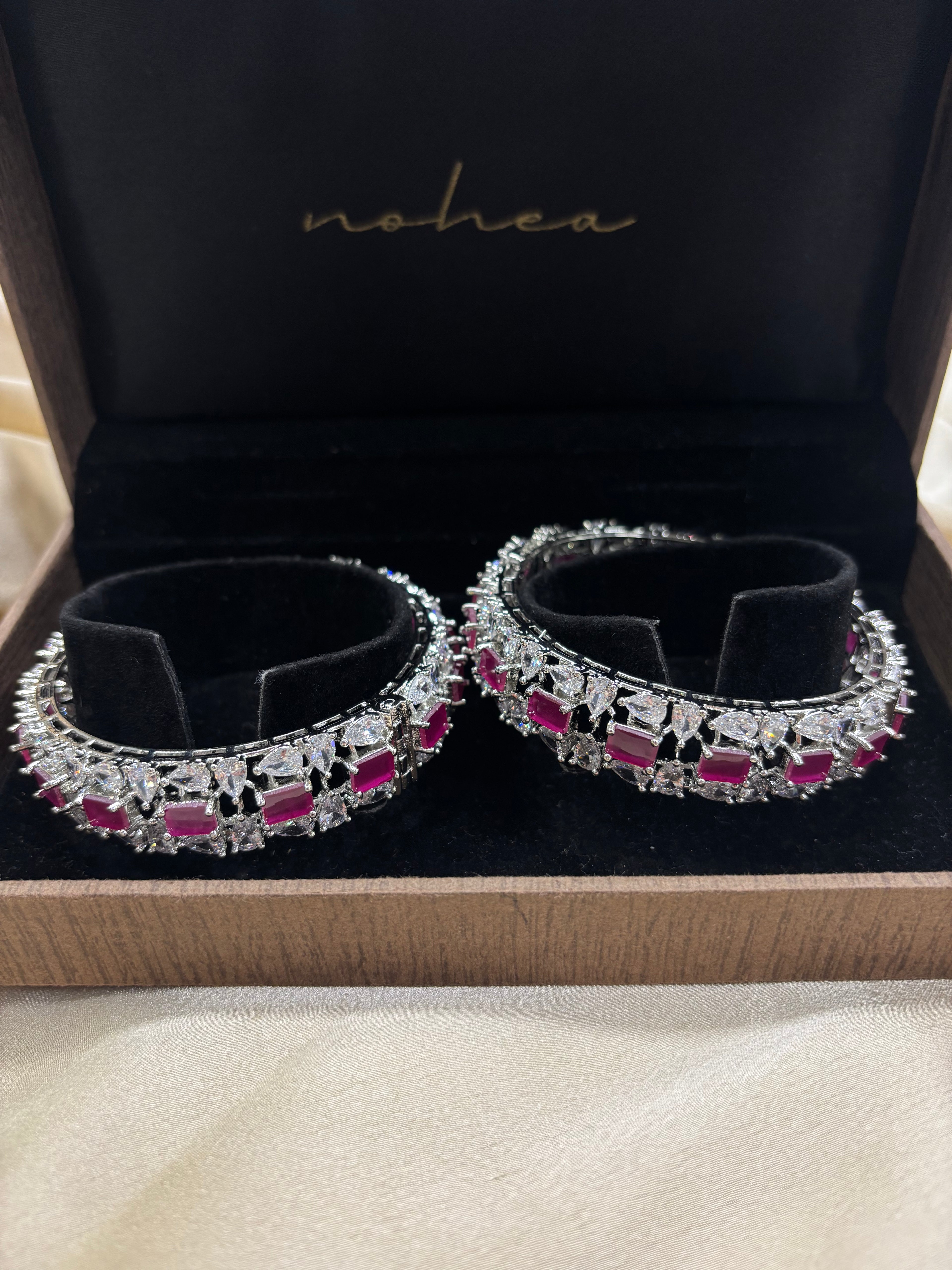 Ruhani Charm Bangle