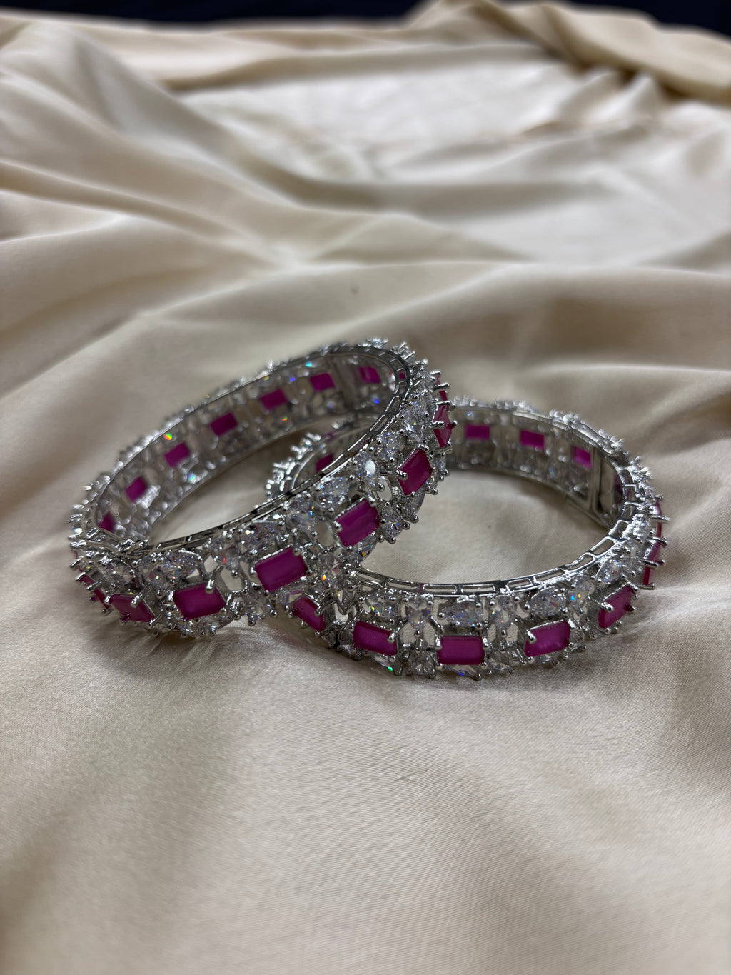 Ruhani Charm Bangle