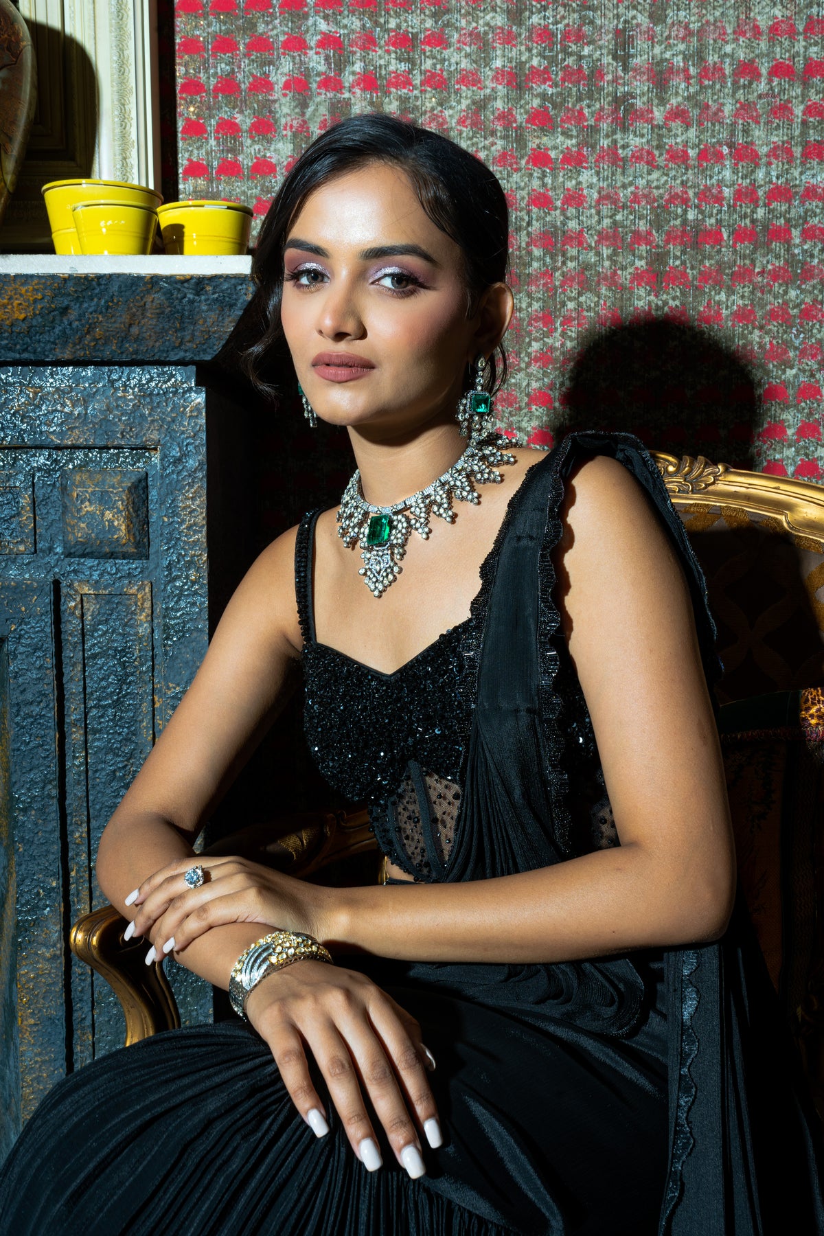 Niroya Kundan Set