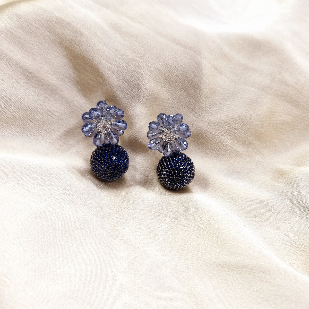 Neelam Pop Earrings