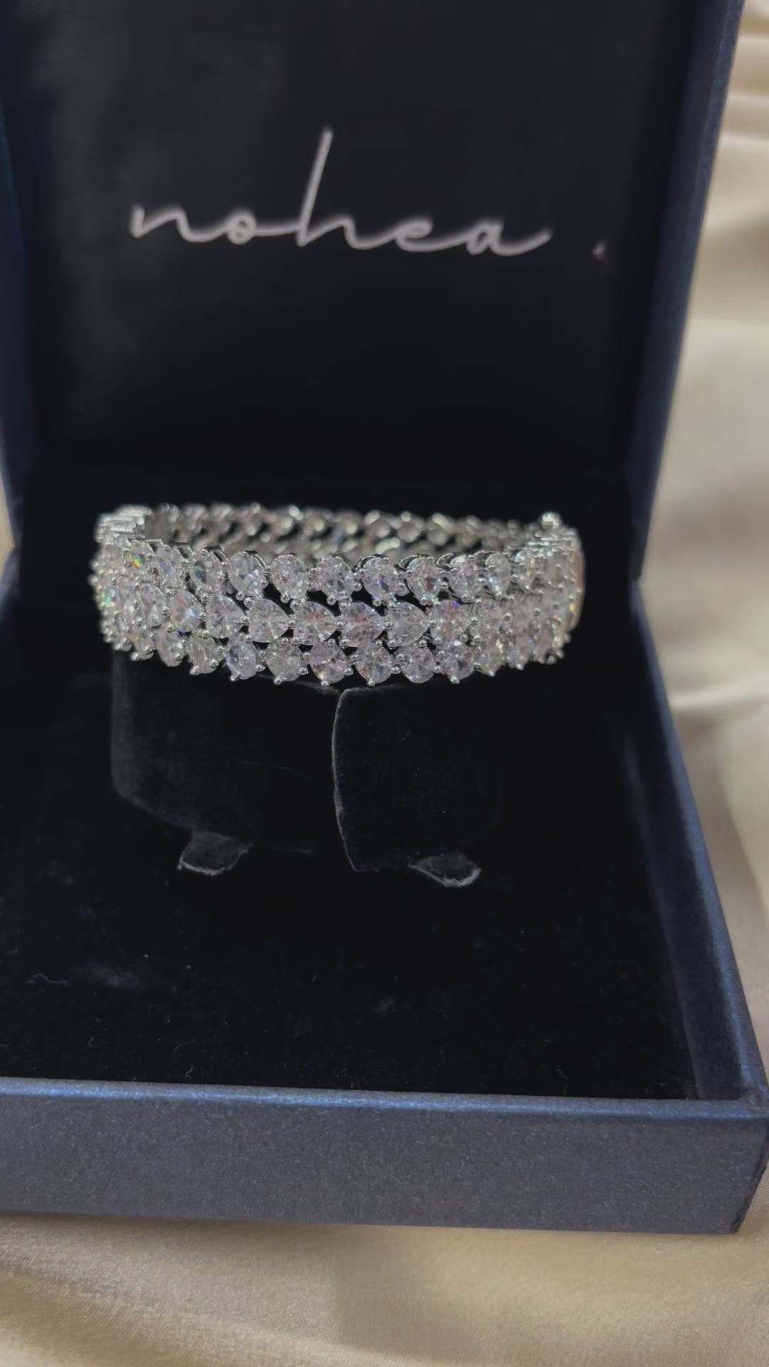 Tara Glow Bangle