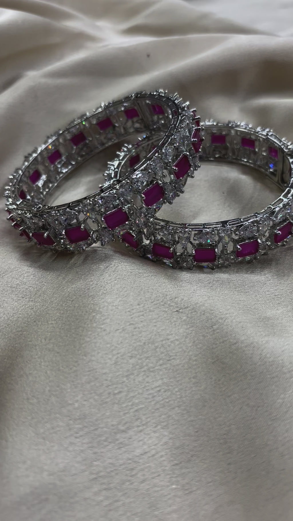 Ruhani Charm Bangle