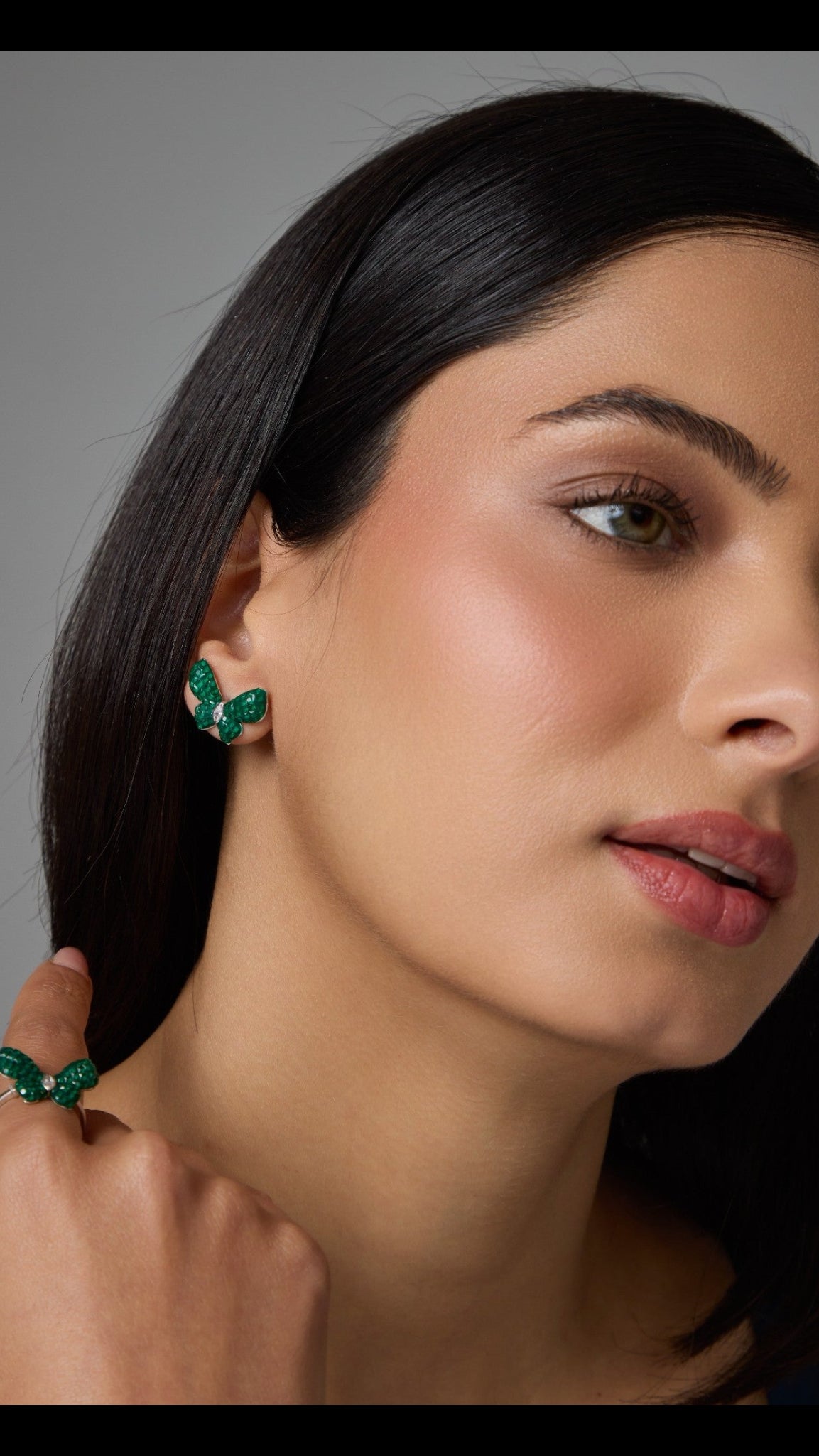 Verde Flutter Studs
