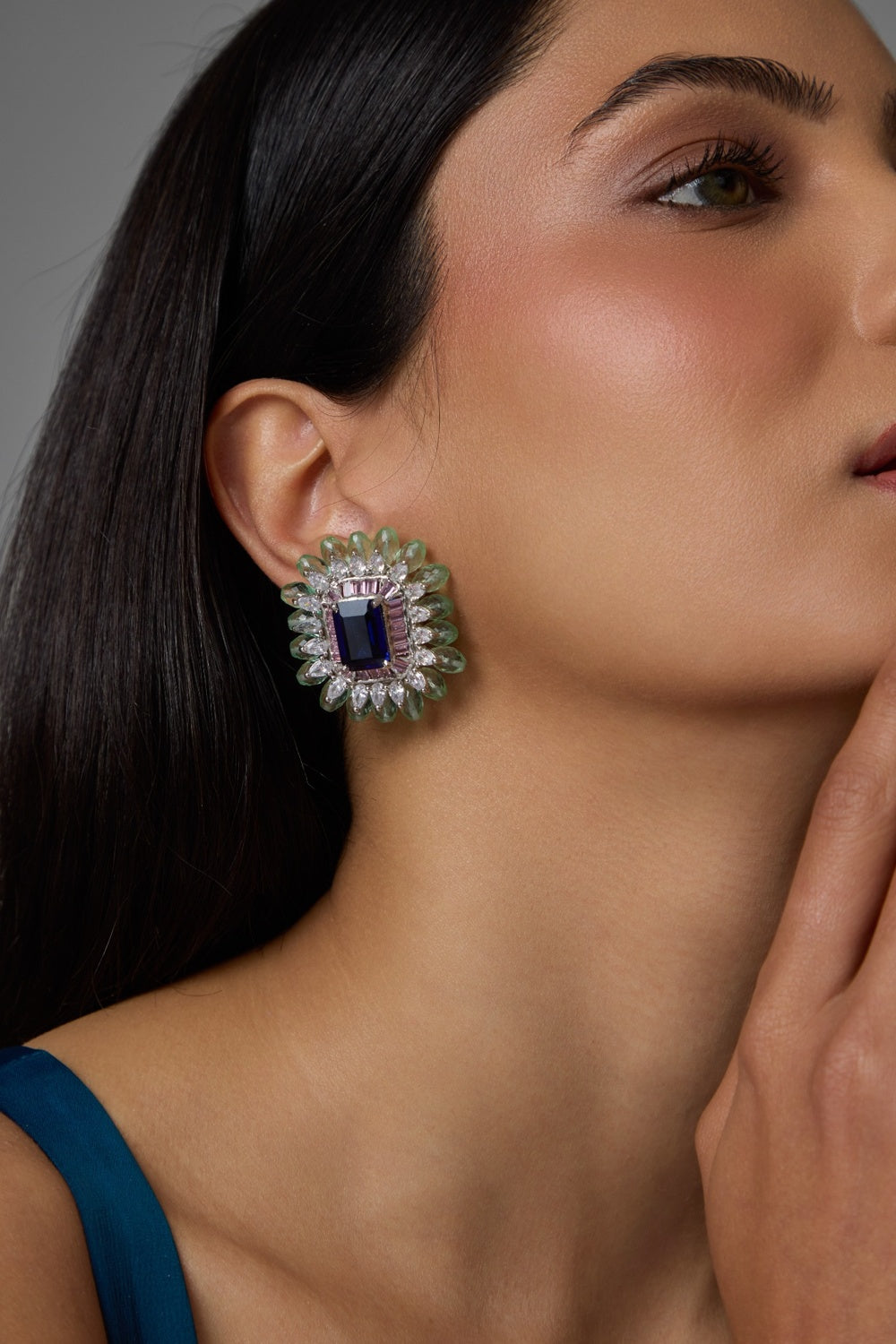 Verde Imperia Studs